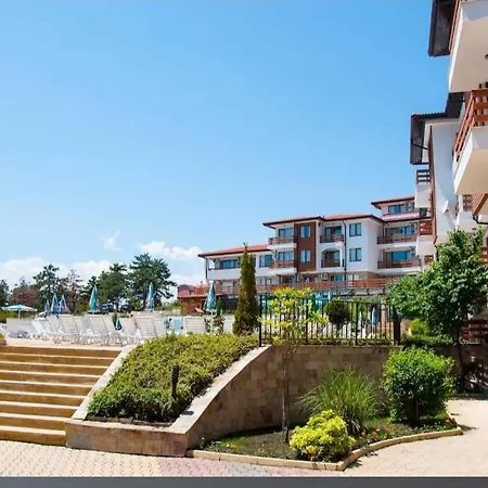 Gardenia Hills Aparthotel